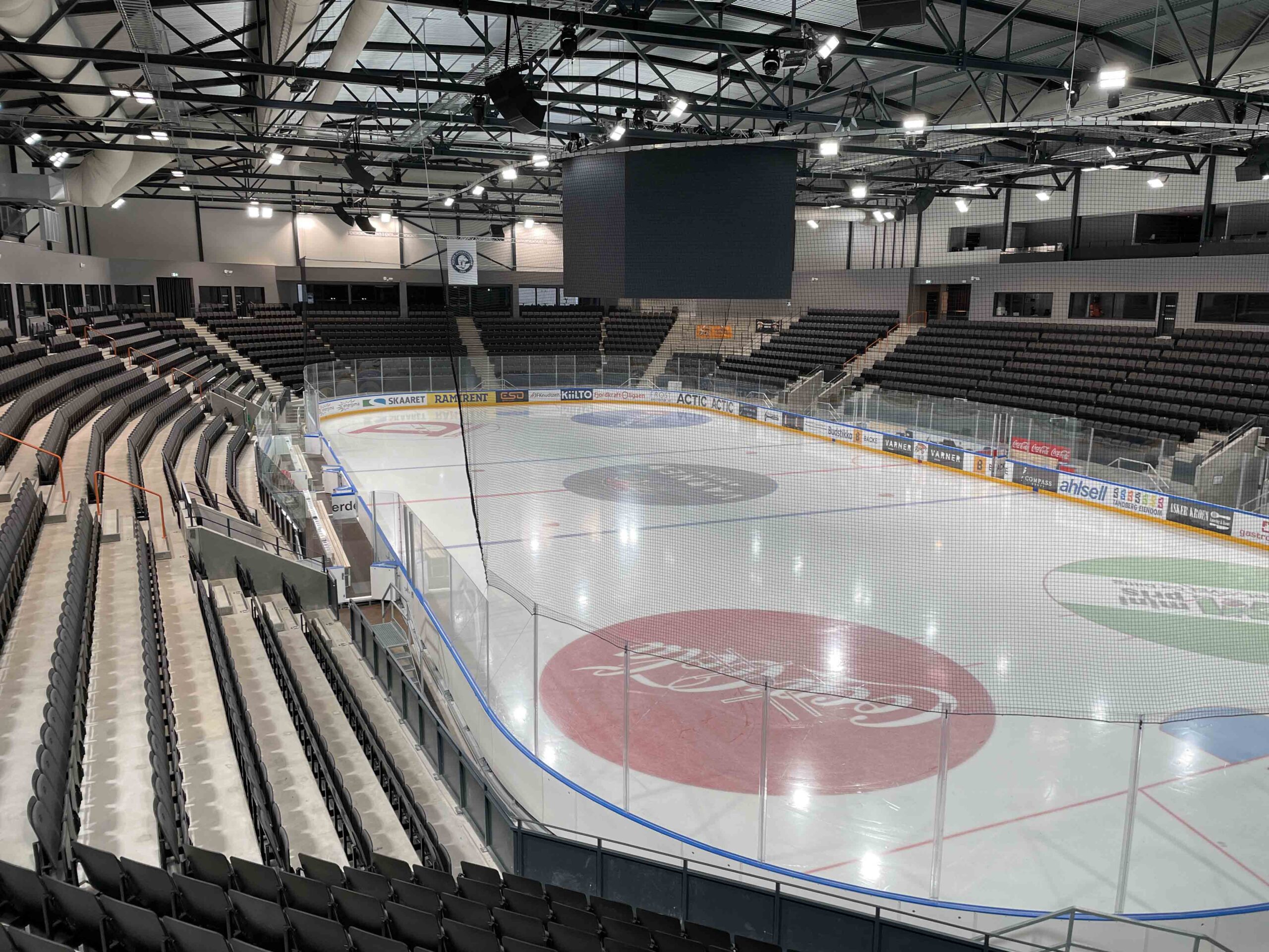Varner Arena – Ishall (2022)